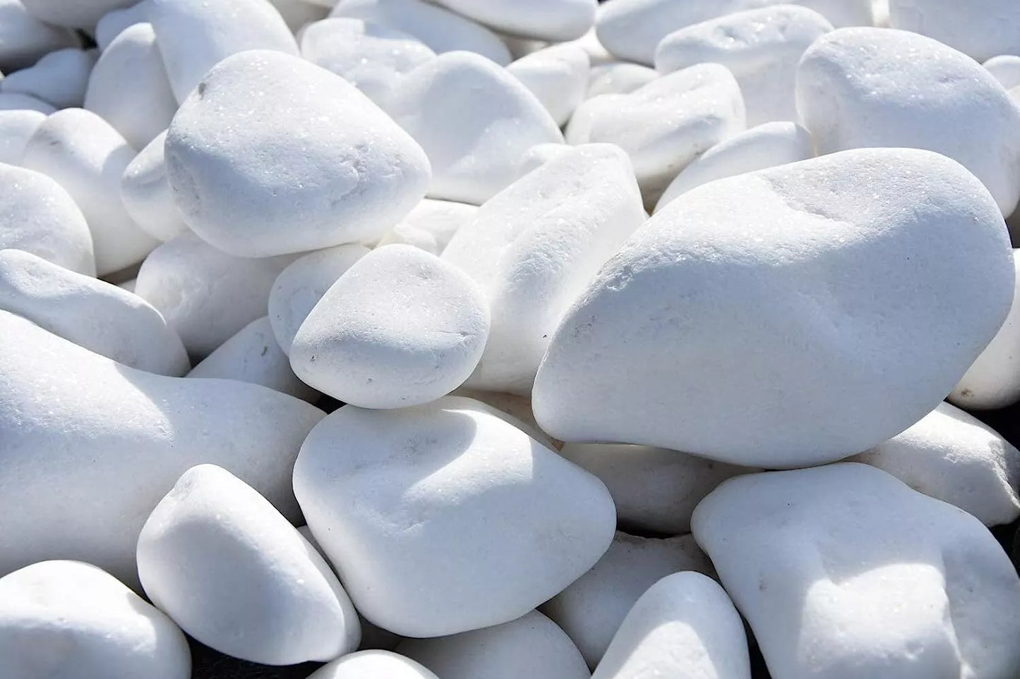 Polar White Cobbles Tumbled Stones for Elegant Garden Design